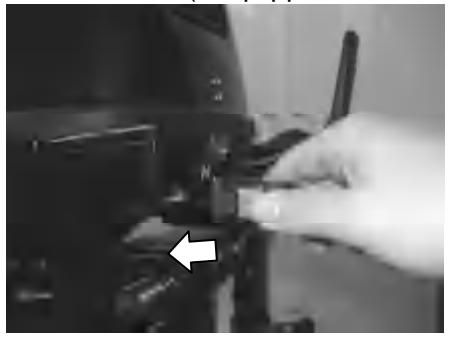 Primer pump squeezing technique
